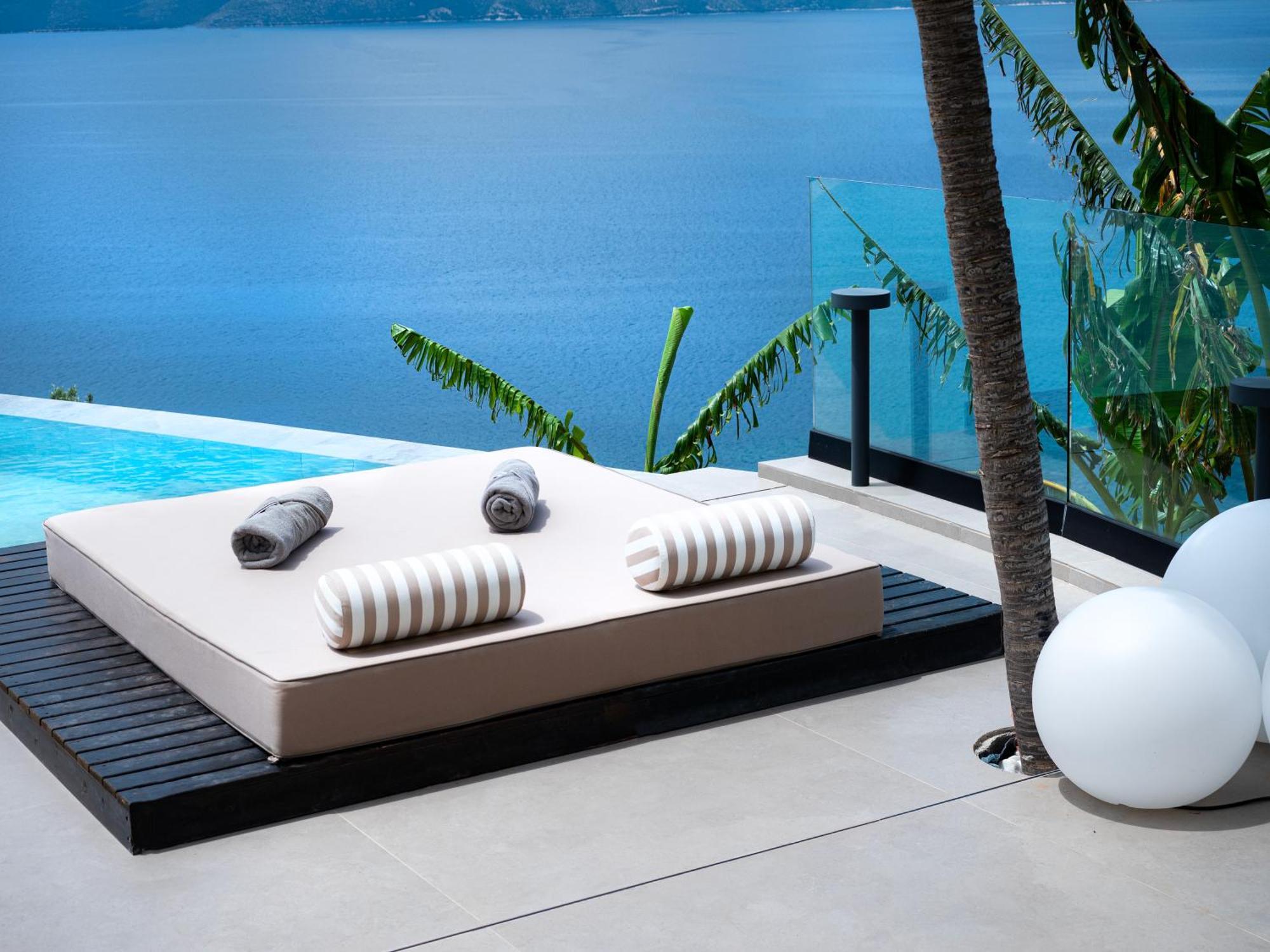 Nobus Hotel & Spa Vlore Exterior photo